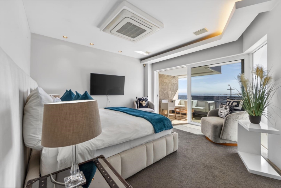 3 Bedroom Property for Sale in Bakoven Western Cape